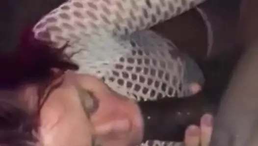 Güzel beyaz bayan bbc emme