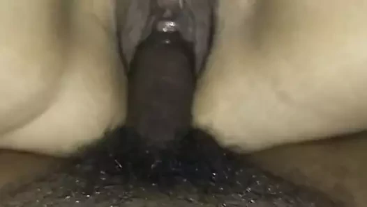 Komşumun yarağıyla çok ıslak