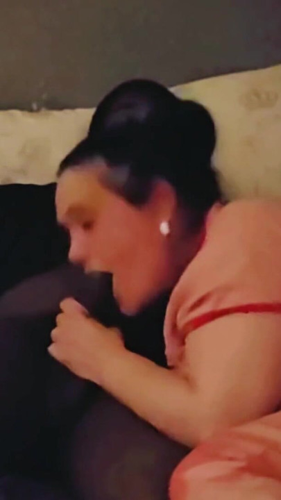 Üvey annem headrietta'dan muhteşem bir sakso hakkında konuşma | Klip 2