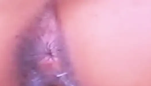 Büyük indirmenin tamamını alana kadar kesintisiz zıplıyor.