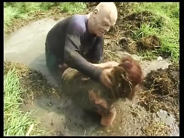 Hot teen moans as she gets a hard fuck in the mud