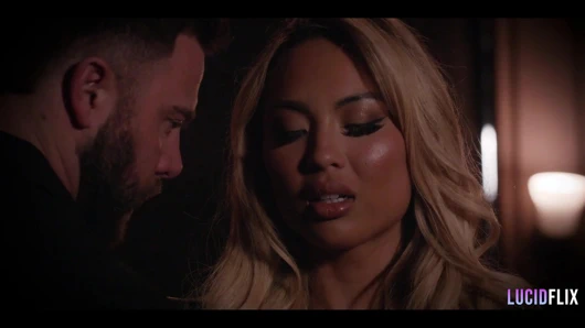 Kazumi ile lucidflix oda 7