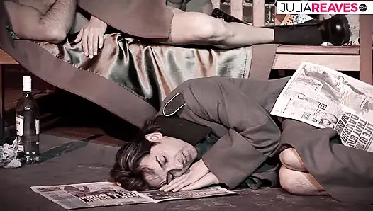 Sert orta yaşlı seksi kadın üçlü grup seks - iki azgın orta yaşlı seksi kadın, bir yarak, tam kaos