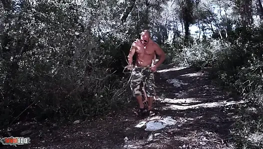 Louise du lac Bryan ve Tania Kiss için ormanda beklenmedik ittifaklar ve seks