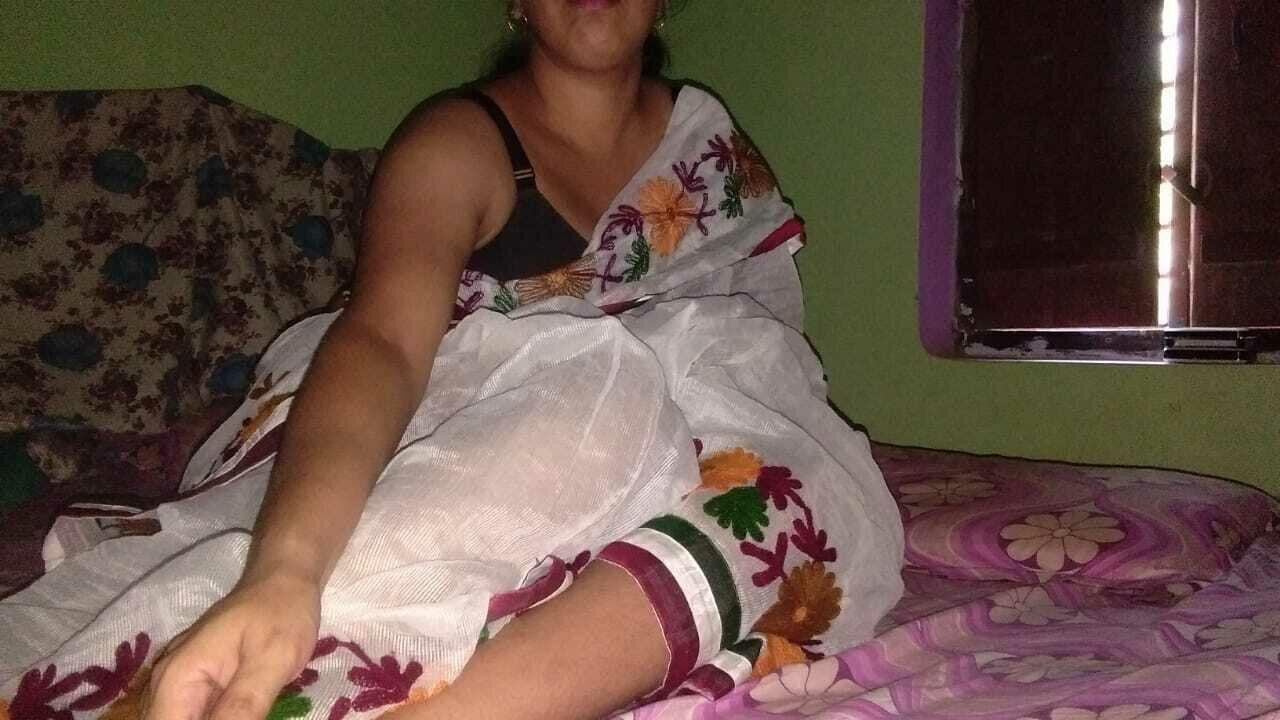 Mami ko chod-chod kar moot nikal diya - teyzemi sikiyorum