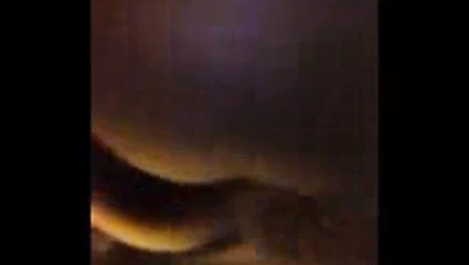 Götümü parmaklıyorum