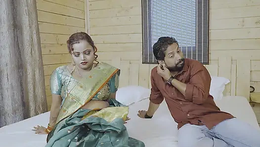 Seksi bir ağabeyin karısı deborjisiyle vücuduna masaj yapmak istiyor, sert yenge seksi