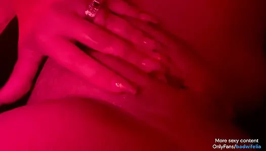 Amcığım sırılsıklam hepinizi düşünüyor