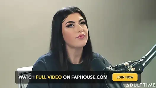 Gal ritchie: spiegler kız ve hentai sevgilisi | Adult Time Podcast