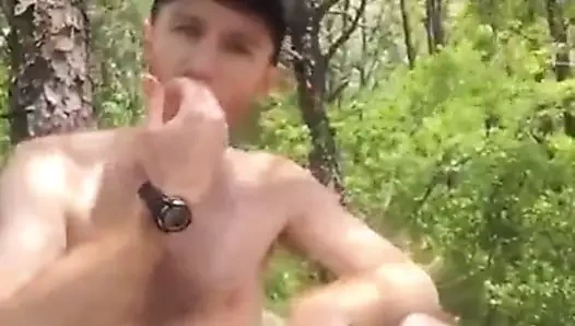 Redneck zencefil mastürbasyon ve sağladım içinde ahşap