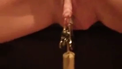 Olgun amcık bağlı