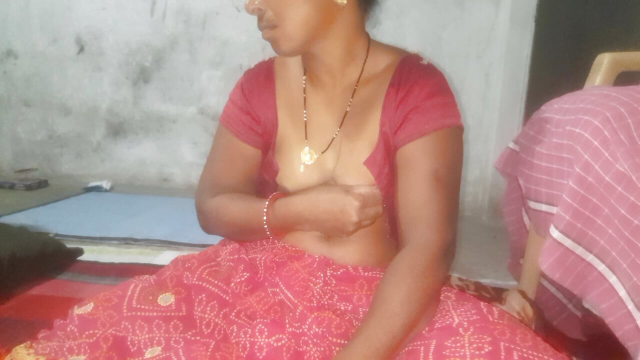 Seksi bhabi so rahi thi achanak hardchudai dardho raha köpek stili