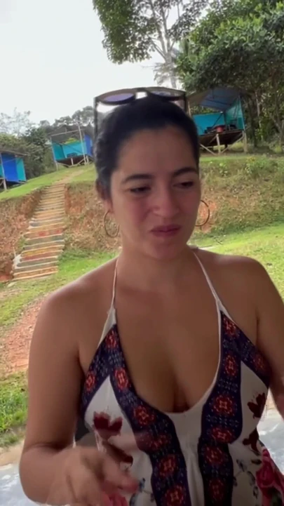 Я пригласил Тин, но она подумала, что я такой, и я трахнул ее