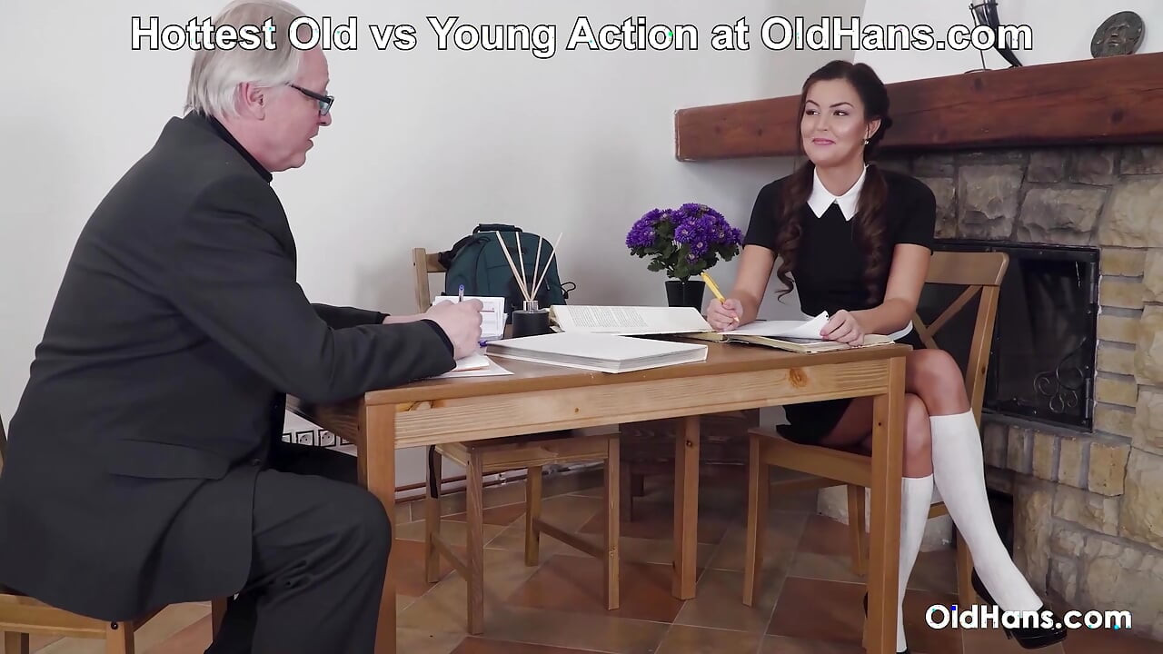 İlk Ders Her Zaman En Zorudur! Cindy Shine, OldHans'ta