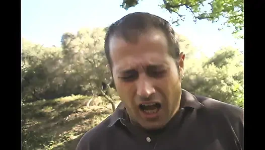 Şehvetli prenses sert delikanlıyı seviyor