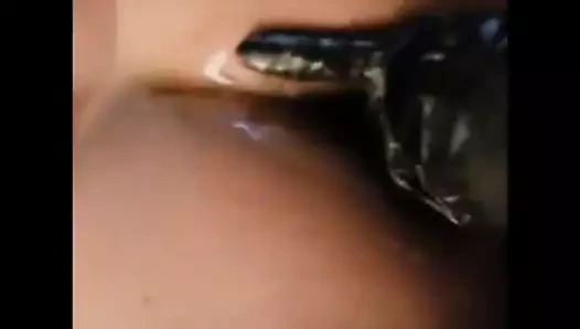 Bana yumruk atmayı denemek istedi