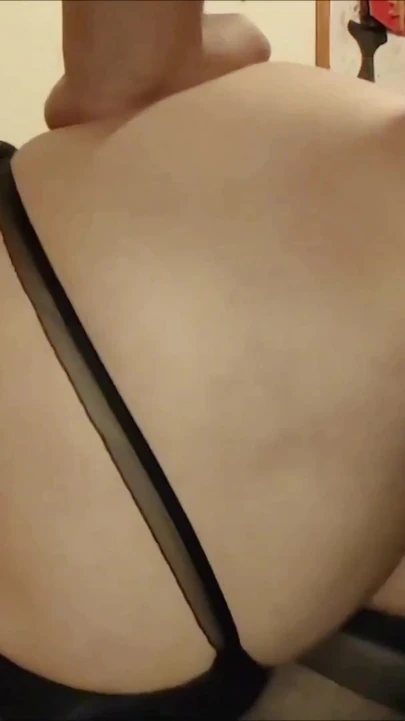 Üvey anne domalarak sikiliyor