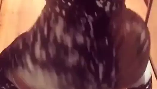 Büyük ganimet fahişe