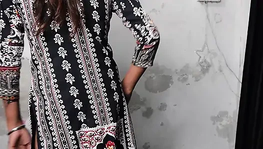 Üvey oğlum gelene kadar amımı yaladı.