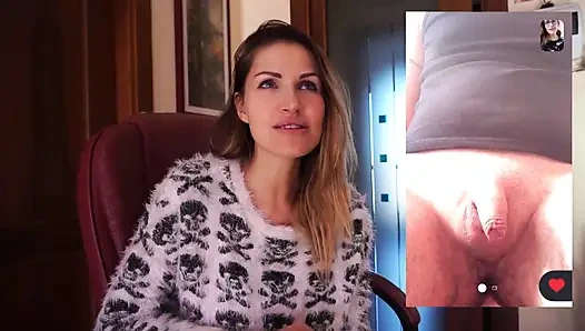 Esmer orta yaşlı seksi kadın web kamerası için çok küçük bir yaraktan bahsediyor