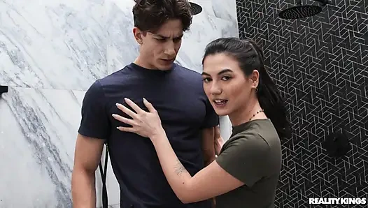 Banyo reality kings'in yeniden modellenmesi