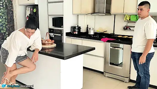 ALDATıLAN KARıMLA KAVGA EDERKEN ARKADAŞıMıN PSIKOLOĞıNı SIKIYORUM