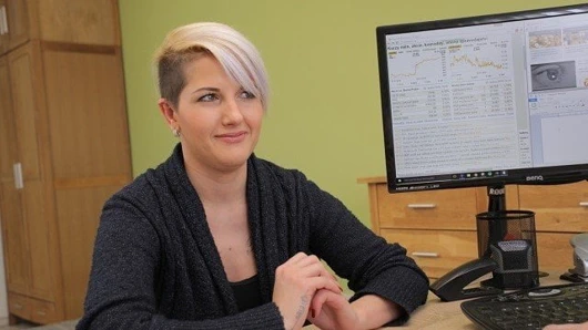 VIP4k. kaltak cinsel cazibesinin yardımcı olabileceğini biliyor