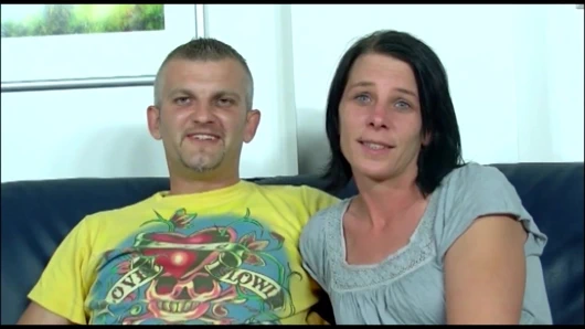 Dörtlü eş değiştirenler amcık büyük yarak emiyor