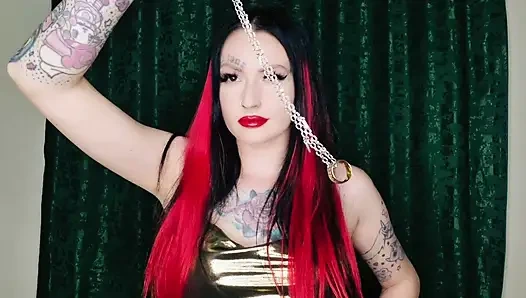 Zihin kontrolü. Dominatrix Nika senin beynini yıkayacak ve seni itaatkar küçük bir kadın kılıklı yapacak.