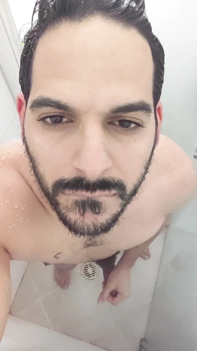 En iyi yüz sikişi en sevdiğim sarı tişörtümü koyduğumda