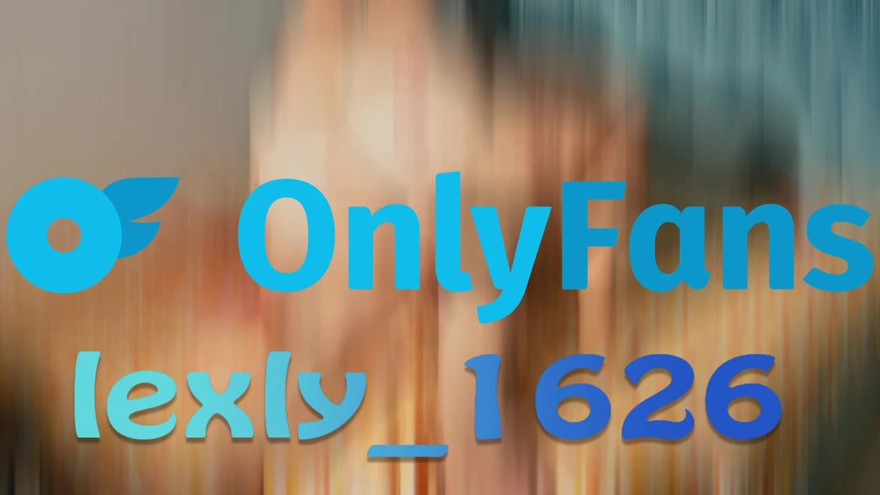 LATIN ORTA YAŞLı SEKSI KADıN KOMŞUYLA INANıLMAZ BIR ŞEKILDE SEKS YAPıYOR
