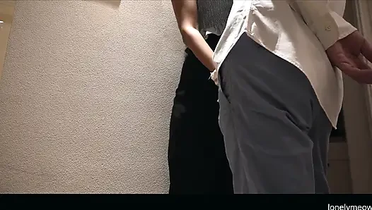 Aldatan Çinli evli kadın