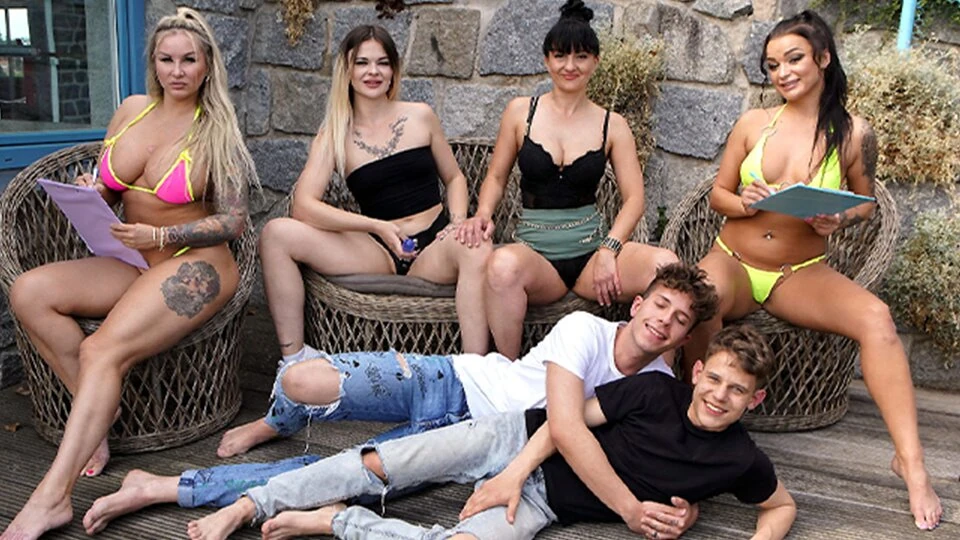 Lasă-ne să fim fantezia ta - bi