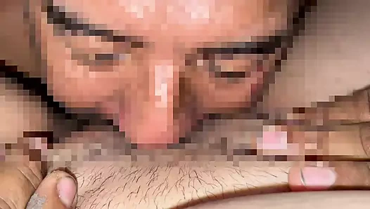 I let my horny stepdad give me the best oral sex in my pussy and makes me have a very rich and pleasurable orgasm