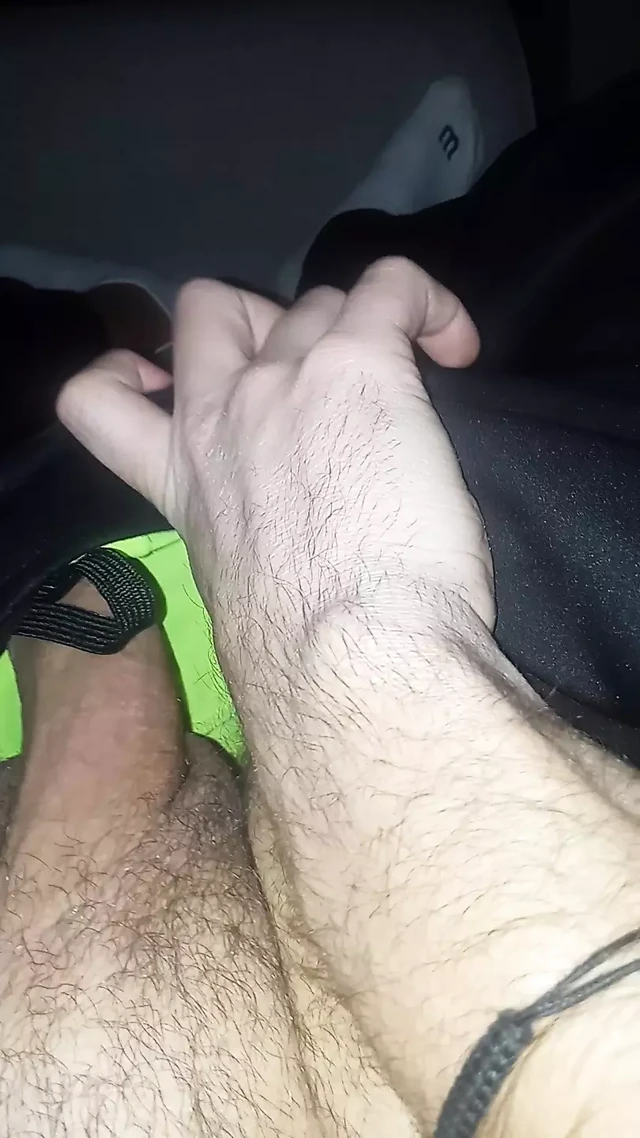 Gelip oynamasına 👖 izin veriyor