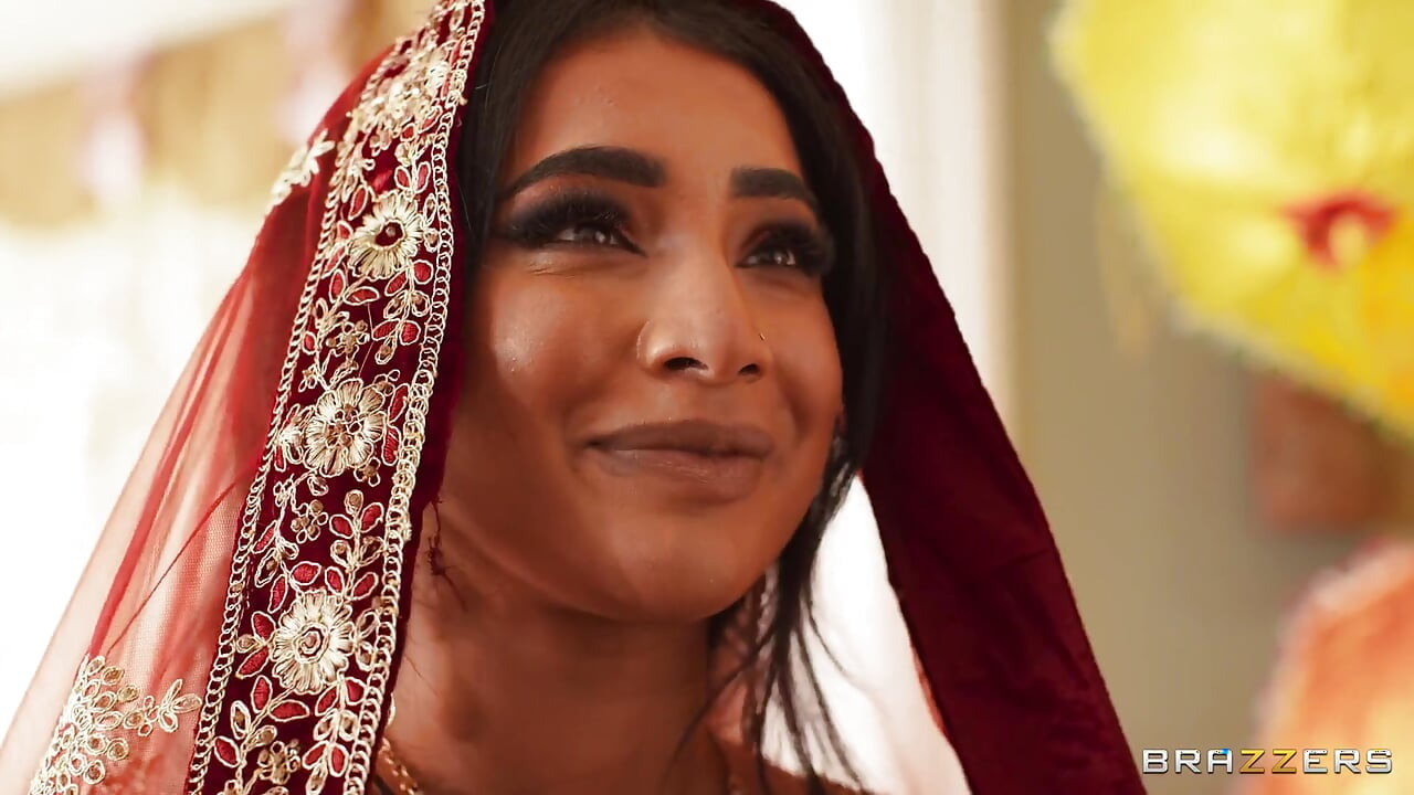 Brazzers - ıslak ateşli Hint düğünü: yasmina khan iki alıyor