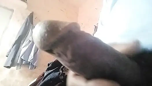 Yarağım çok sert ve uzun