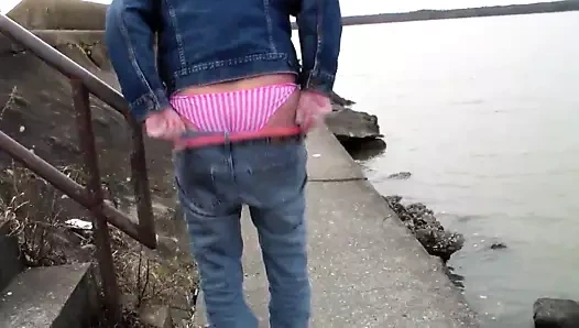 sissy şanti üzerinde the göl