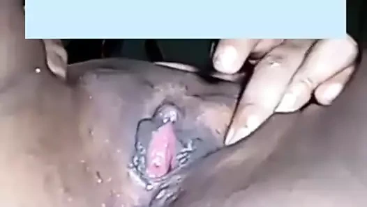 Chikni chut ko chudega