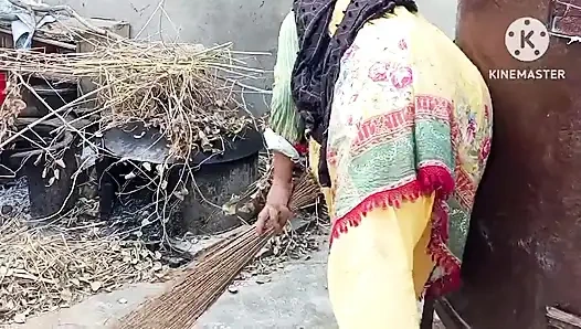 Annemin öksürük olduğunu görünce, onları bırakmak istedim.
