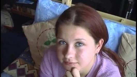 İngiliz genç darbeler horoz ve alır yüz