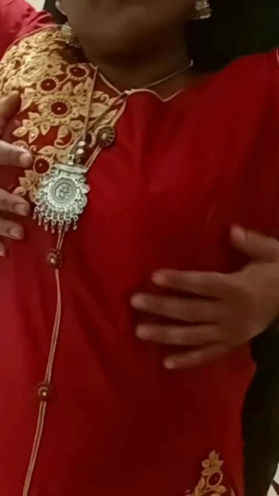 Indian Rich Beauty Married Bhabhi Fucked with Cake Delivery Boy on New Year Party Hot Sex get Creampied Pussy | Clip 1