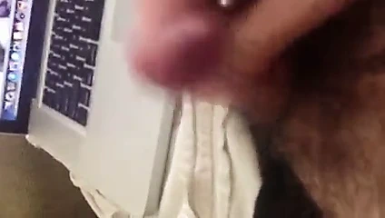 Penisime bir bakış...