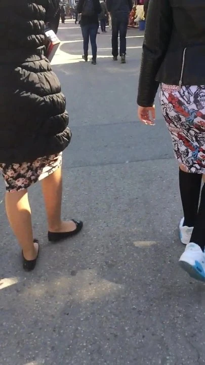 Nuernberg Volksfest dicker arsch skirt