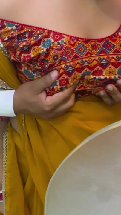 Naukarani Ki Behan To Ussey Bhi JADA Maaldaar Nikli.... | Clip 1