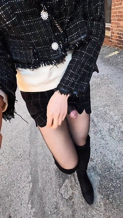 crossdresser is pissing and jerkoff in public