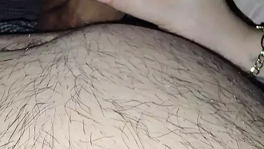 9 inçlik yarak sürtük üvey anne eli için mükemmel