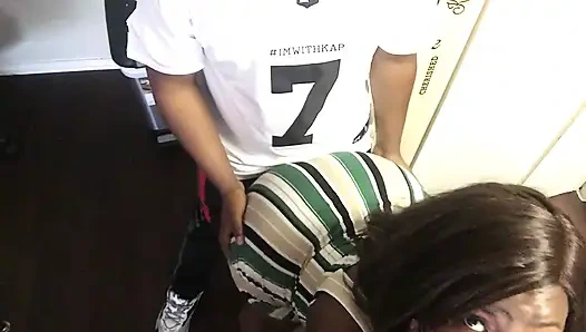 Squishy götü bu yolculuğu izliyor