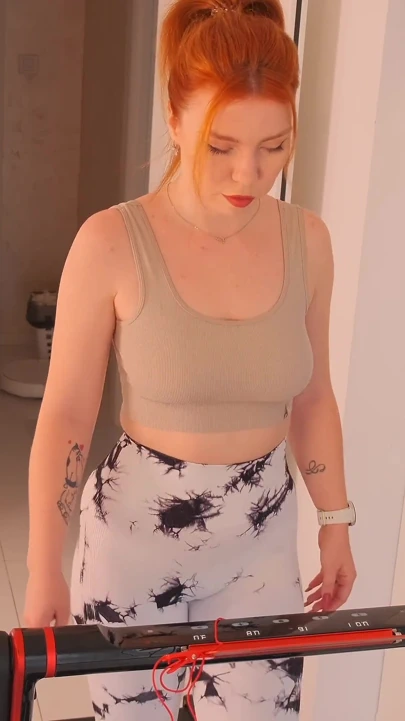 Yüzüne 100 Penis! Devasa Bir Sperm Derlemesi!