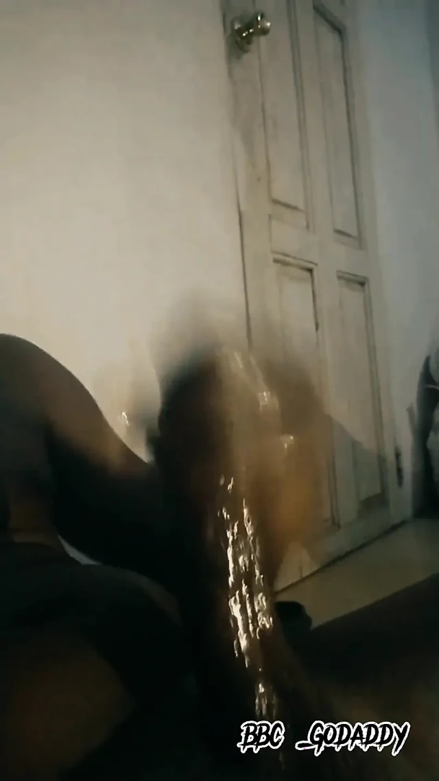 Babamın sürtük amcığını kullanmasına izin ver sert bebeğim